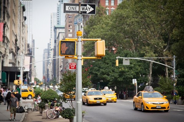 미국 뉴욕의 상징 노란 택시들 photo Pixabay